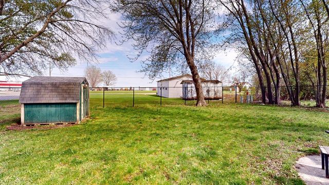 101 9th Avenue NE, Dodge Center, MN 55927