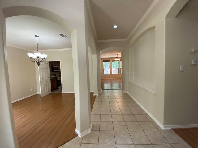 6018 Sugar Bush Drive, Magnolia, TX 77354