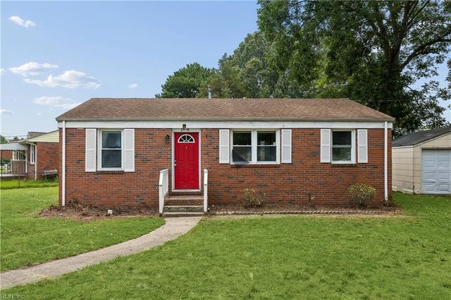 2916 Berkley AVE, Chesapeake, VA 23325