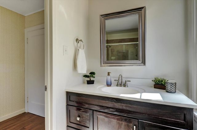 13207 Ridge Rd, Grass Valley, CA 95945