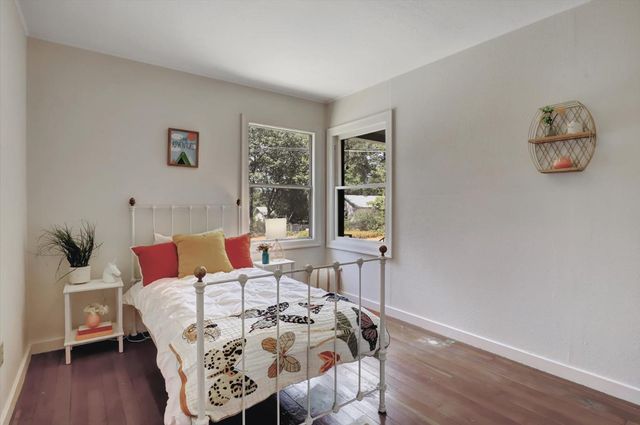 13207 Ridge Rd, Grass Valley, CA 95945