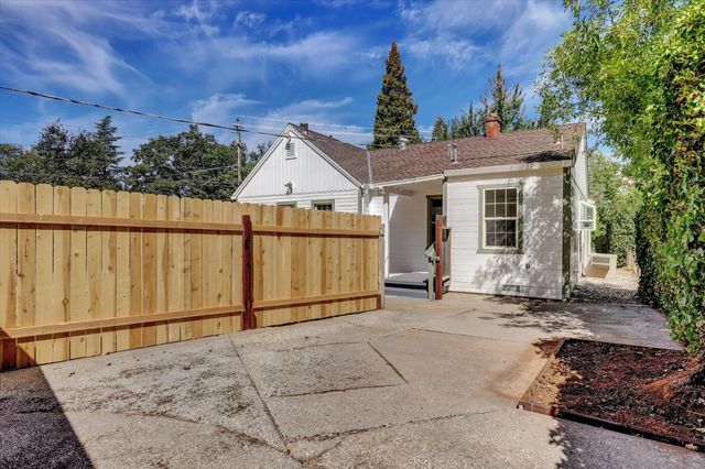 13207 Ridge Rd, Grass Valley, CA 95945