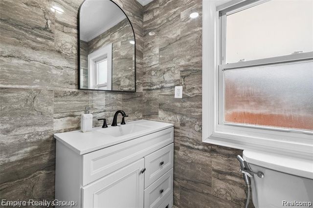 5908 Williamson Street, Dearborn, MI 48126