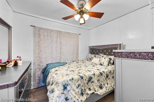 5908 Williamson Street, Dearborn, MI 48126