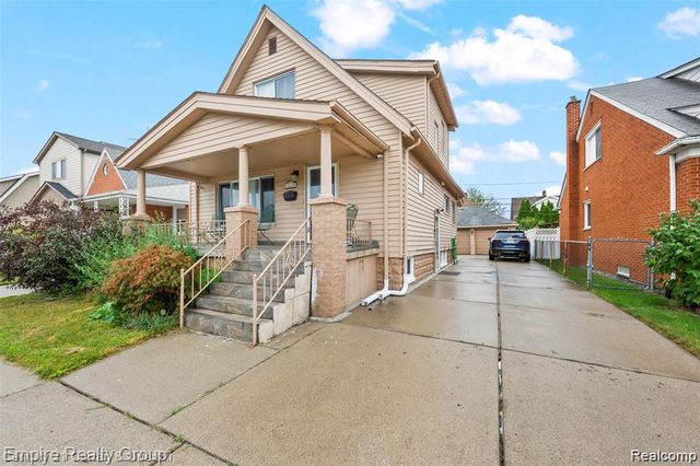 5908 Williamson Street, Dearborn, MI 48126