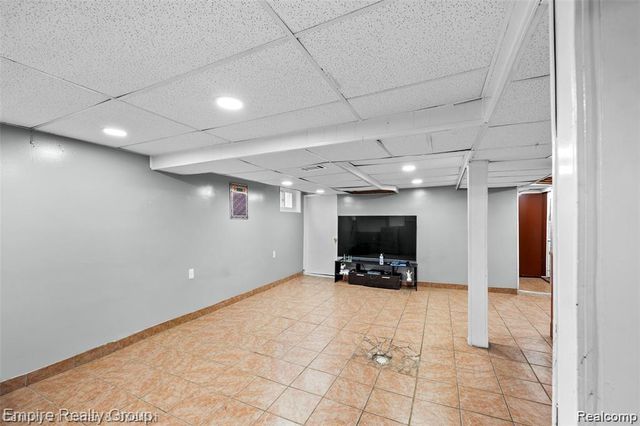 5908 Williamson Street, Dearborn, MI 48126