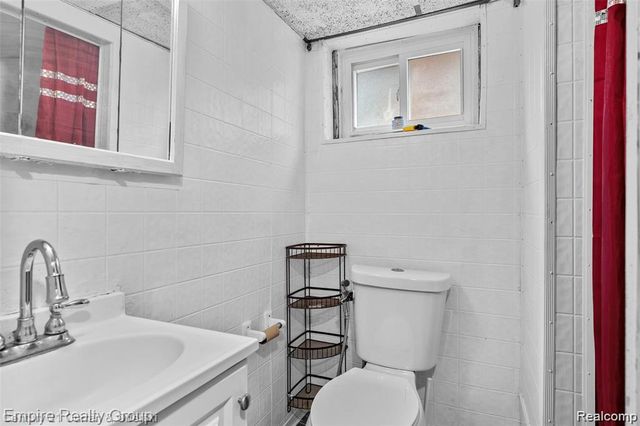 5908 Williamson Street, Dearborn, MI 48126