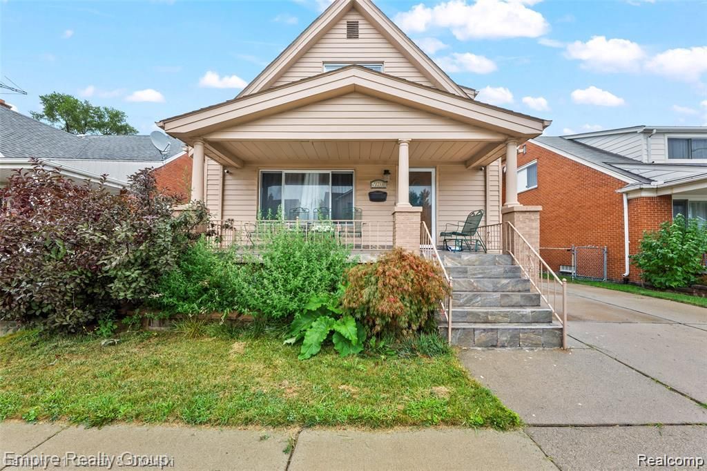 5908 Williamson Street, Dearborn, MI 48126