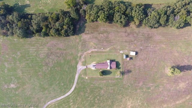 7434 N 217 Highway, Charleston, AR 72933