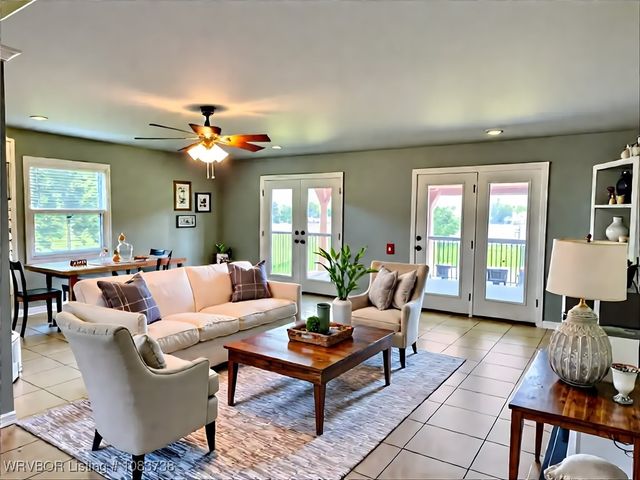 7434 N 217 Highway, Charleston, AR 72933