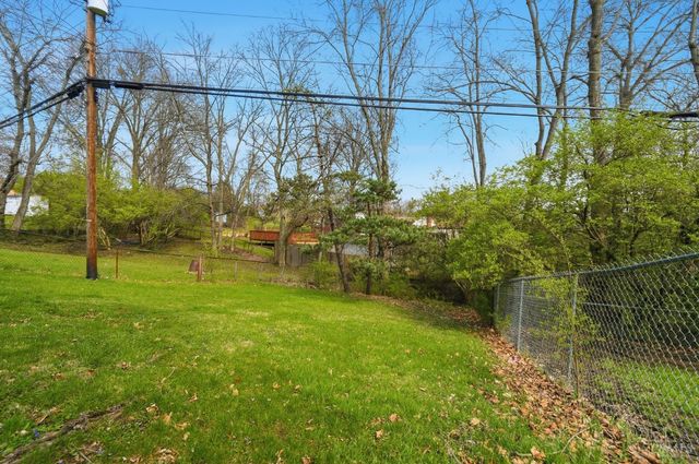 250 Greenwell Avenue, Delhi Twp, OH 45238