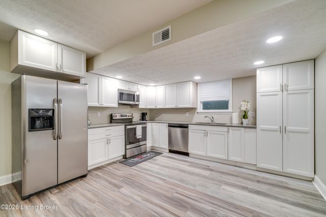 255 Thompson Ave, Louisville, KY 40206