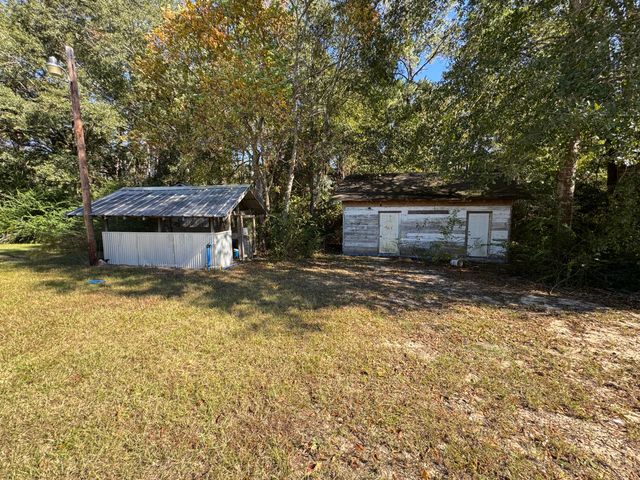 181 Dove Ln, Leesville, LA 71446