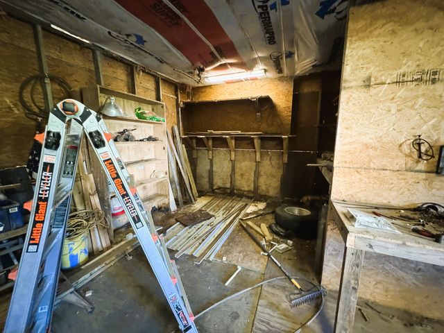 181 Dove Ln, Leesville, LA 71446