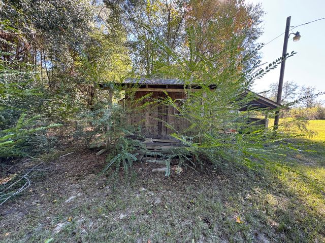 181 Dove Ln, Leesville, LA 71446