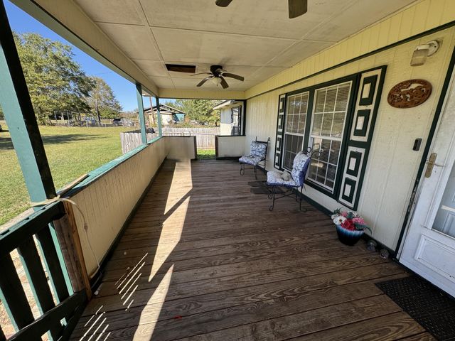 181 Dove Ln, Leesville, LA 71446