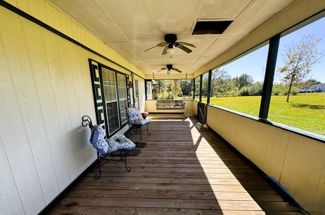 181 Dove Ln, Leesville, LA 71446