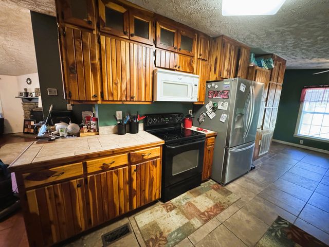 181 Dove Ln, Leesville, LA 71446