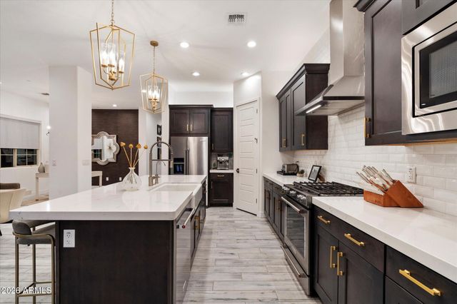 21514 N 58TH Street, Phoenix, AZ 85054