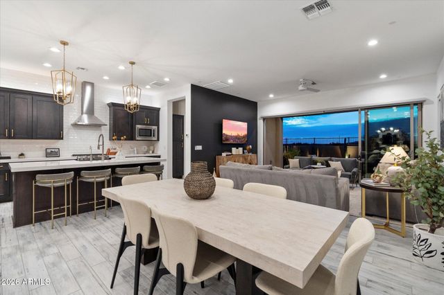 21514 N 58TH Street, Phoenix, AZ 85054