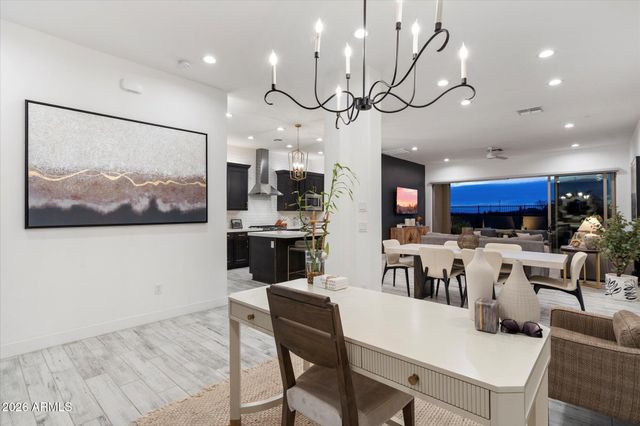 21514 N 58TH Street, Phoenix, AZ 85054