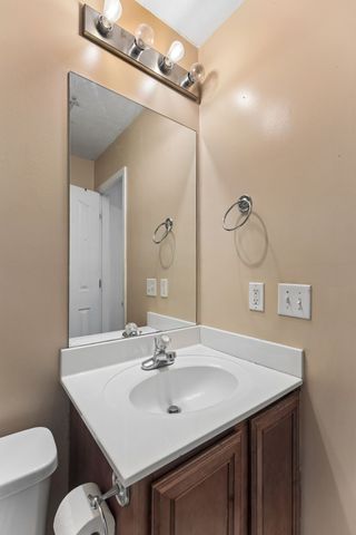 1322 Tonya Dr, La Vergne, TN 37086