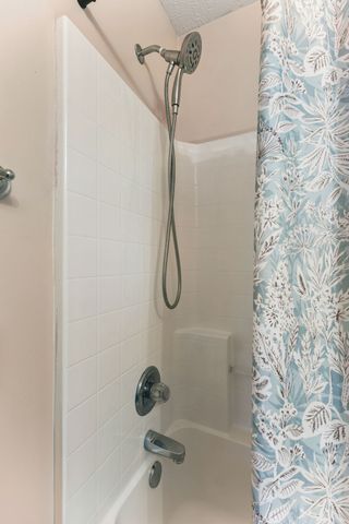 1322 Tonya Dr, La Vergne, TN 37086