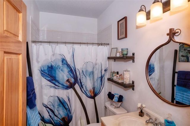 190 Raintree Court, Demorest, GA 30535
