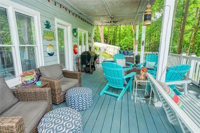 190 Raintree Court, Demorest, GA 30535