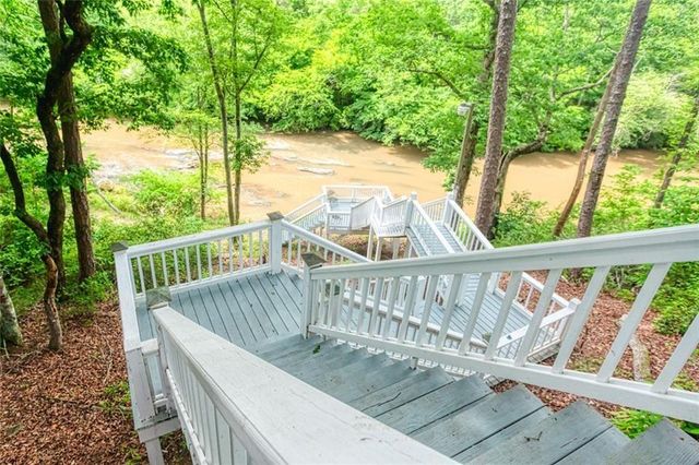 190 Raintree Court, Demorest, GA 30535