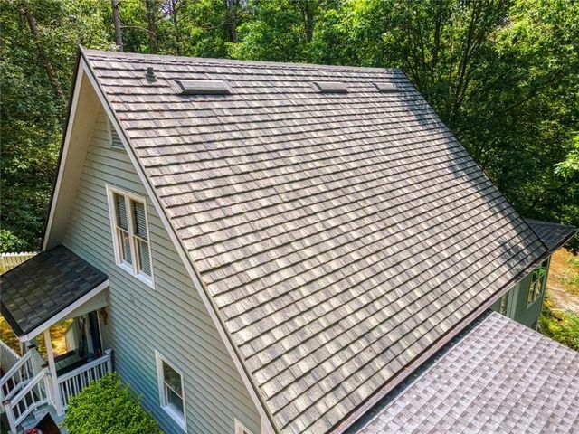 190 Raintree Court, Demorest, GA 30535