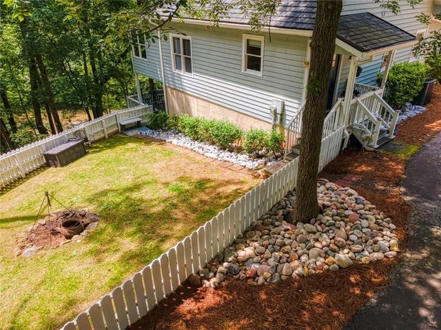 190 Raintree Court, Demorest, GA 30535