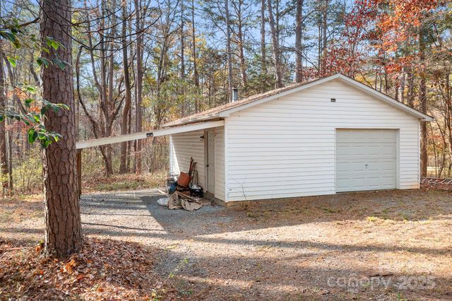 2024 S Point Road, Belmont, NC 28012