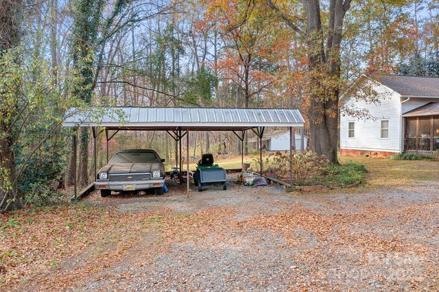 2024 S Point Road, Belmont, NC 28012