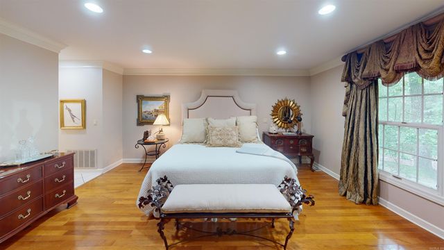 1003 Oakwood Dr, Wynne, AR 72396