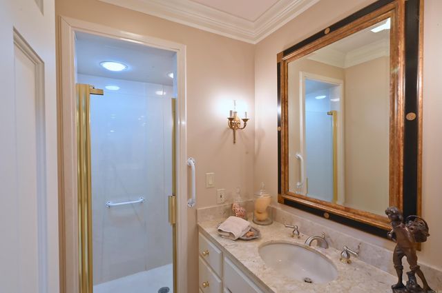 1003 Oakwood Dr, Wynne, AR 72396