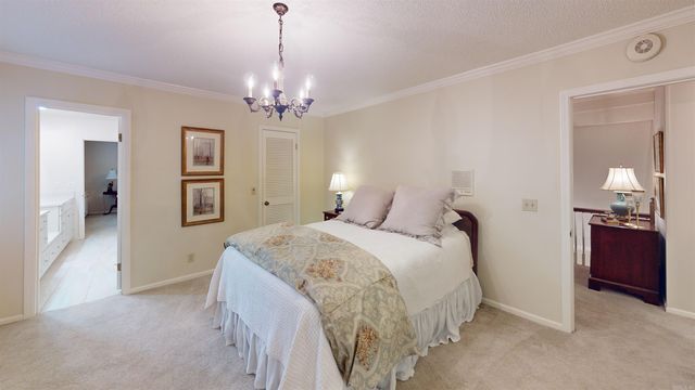 1003 Oakwood Dr, Wynne, AR 72396