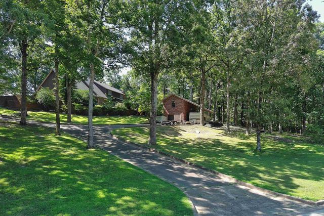 1003 Oakwood Dr, Wynne, AR 72396