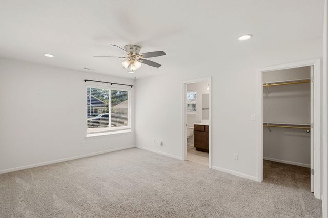 8025 N GLEN MEADOW DR, Columbia, MO 65202