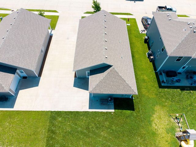 8025 N GLEN MEADOW DR, Columbia, MO 65202