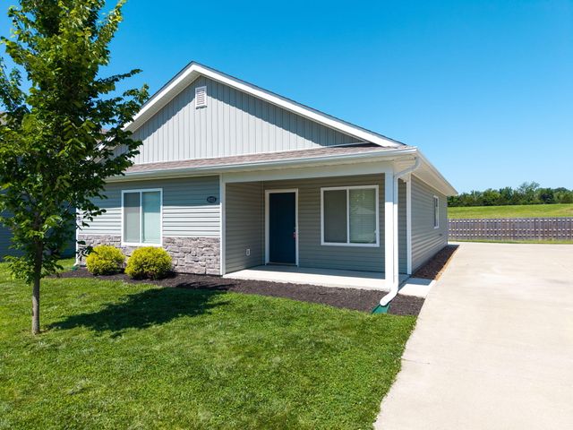 8025 N GLEN MEADOW DR, Columbia, MO 65202