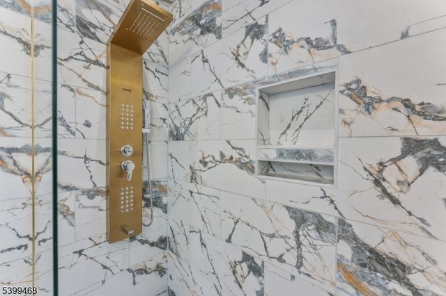 28 Charles St, Clifton City, NJ 07013