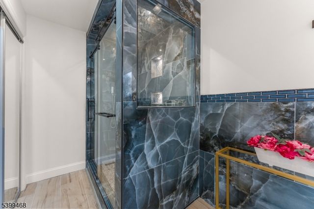 28 Charles St, Clifton City, NJ 07013