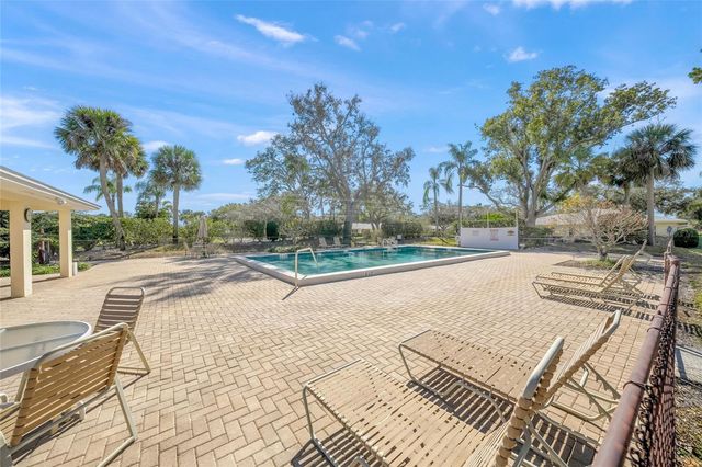 7860 PALM AIRE LANE 105, Sarasota, FL 34243