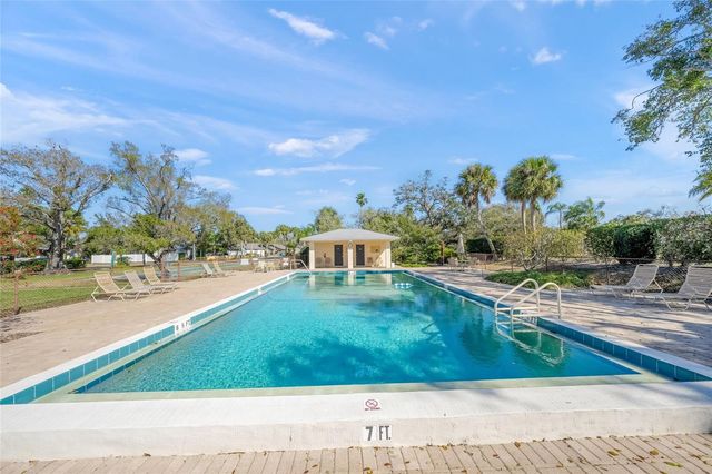 7860 PALM AIRE LANE 105, Sarasota, FL 34243