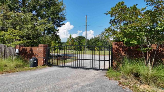 2597 Creek Chase Trl, Pace, FL 32571