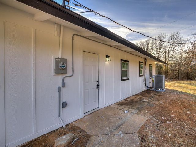 6301 S Triple X Road, Choctaw, OK 73020