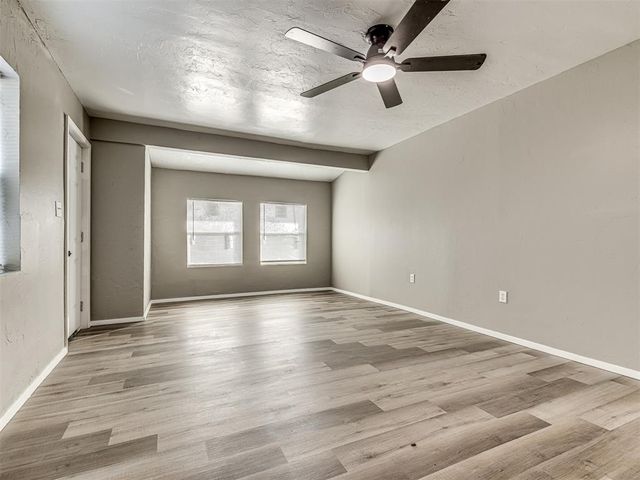 6301 S Triple X Road, Choctaw, OK 73020