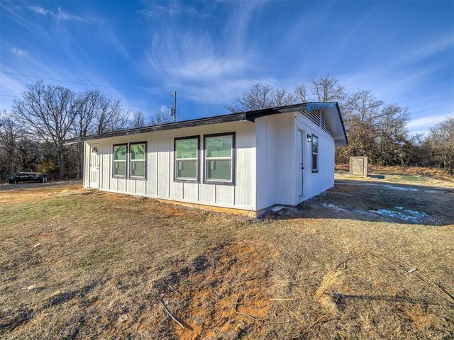 6301 S Triple X Road, Choctaw, OK 73020