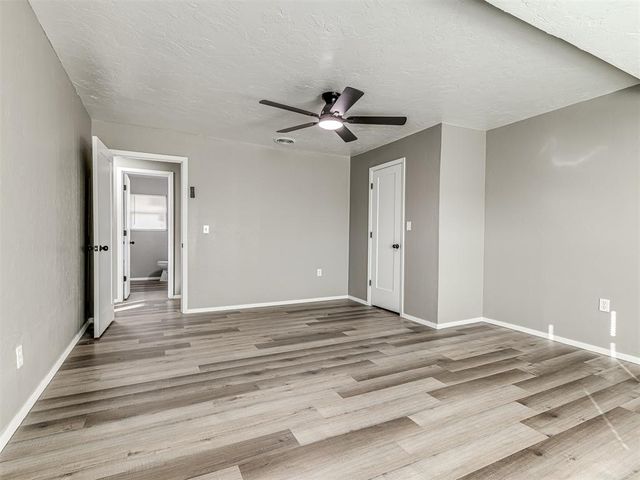 6301 S Triple X Road, Choctaw, OK 73020